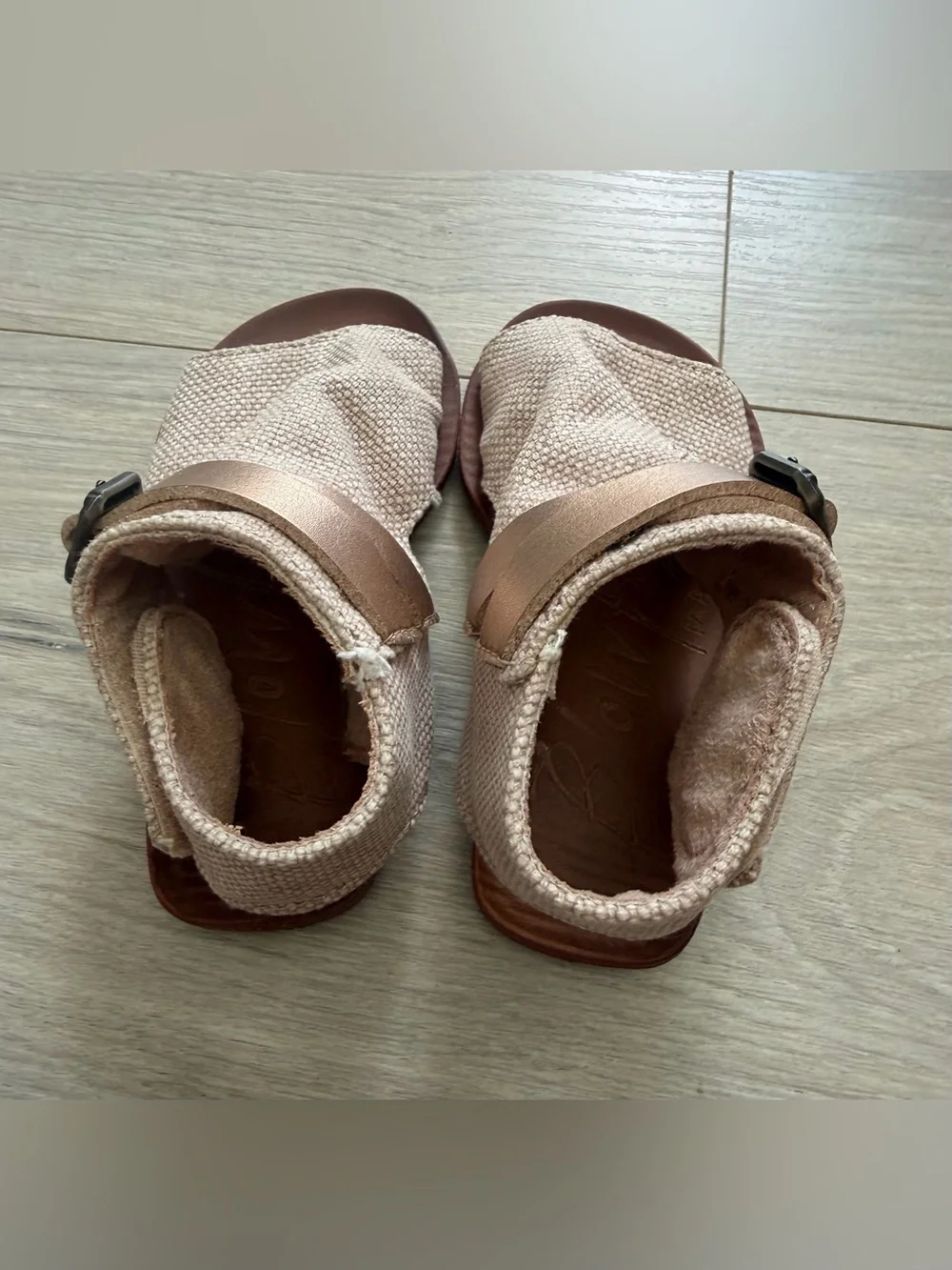 Girls Blowfish Sandals
